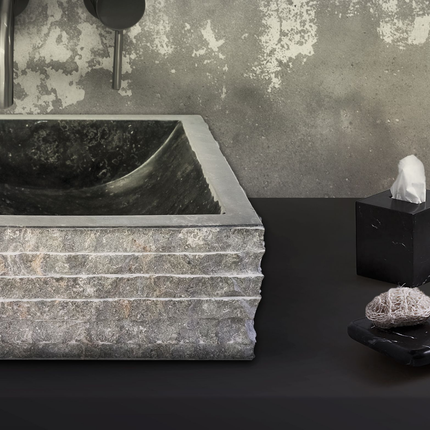 Vierkante Waskom Alur Kuipvormig – 40x40x15 cm – Zwart – Natuursteen