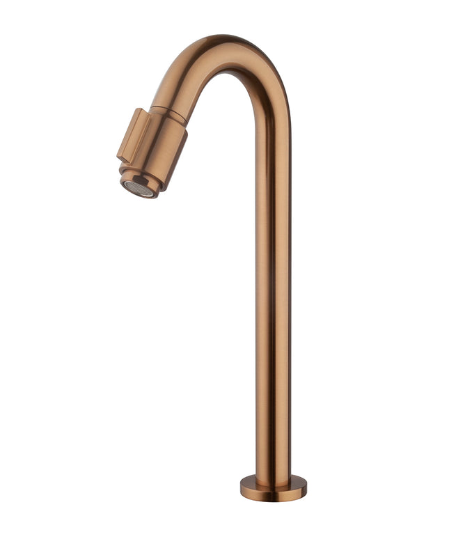 Wiesbaden Caral Victoria fonteinkraan XL geborsteld brons koper | Schwertz & Co