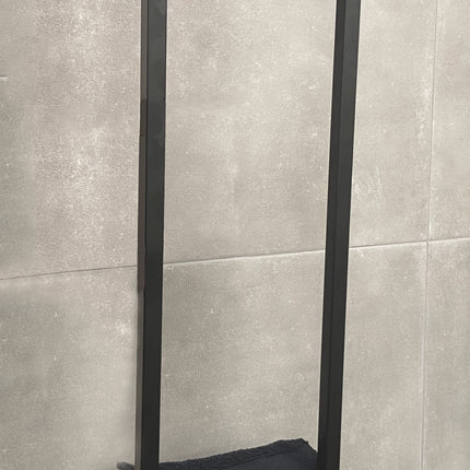 Wiesbaden Loft handdoekrek 95 x 25 x 20 cm mat zwart | Schwertz & Co