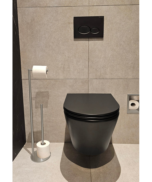 Wiesbaden Alonzo vrijstaande toiletrolhouder met reserverolhouder RVS geborsteld - sfeerfoto | Schwertz & Co