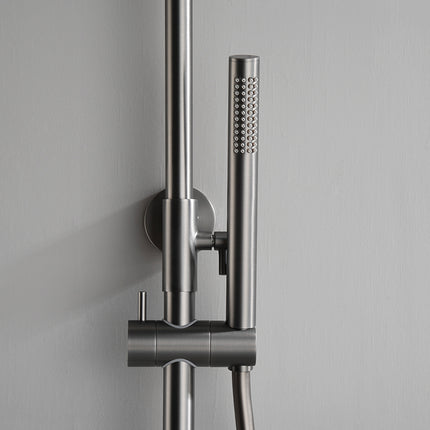 Wiesbaden Ribbd regendoucheset opbouw gunmetal PVD - detailfoto ribbeldesign | Schwertz & Co