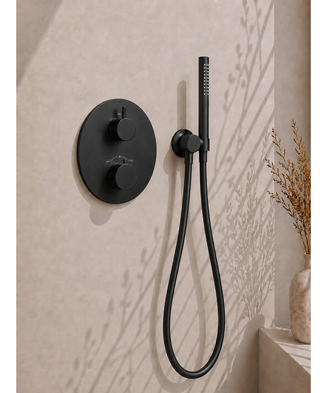 Wiesbaden Caral inbouwthermostaat 25 cm mat zwart - detailfoto staafhanddouche | Schwertz & Co