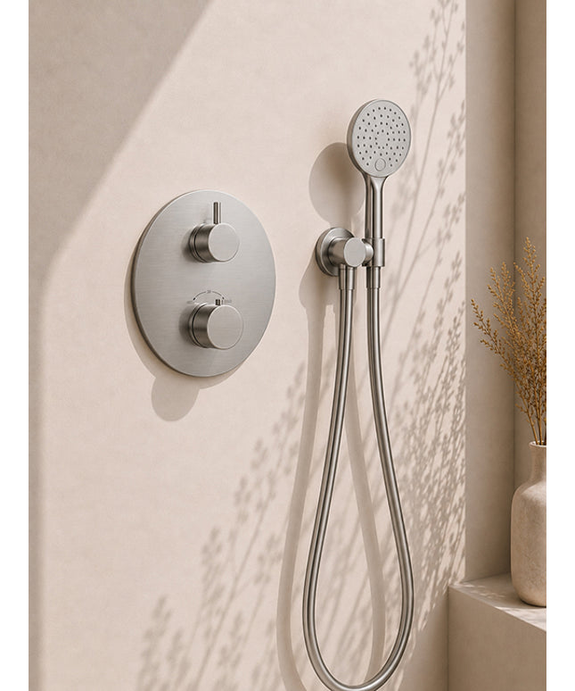 Wiesbaden Caral thermostaat rond 25 cm geborsteld staal - detailfoto handdouche | Schwertz & Co