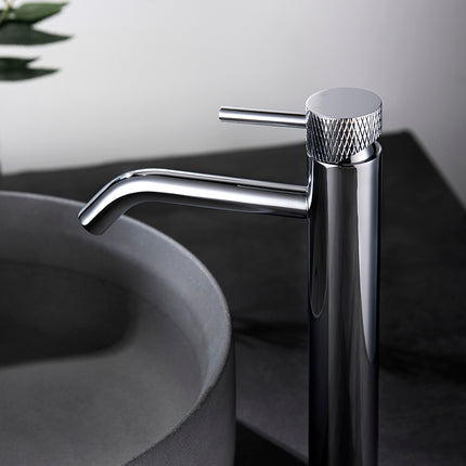 Wiesbaden Ribbd XL wastafelkraan hoog chroom - detailfoto | Schwertz & Co