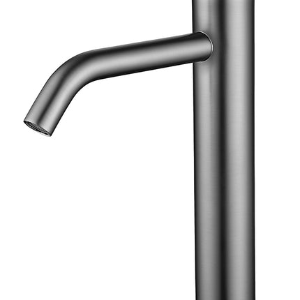 Wiesbaden Ribbd XL wastafelkraan hoog gunmetal | Schwertz & Co