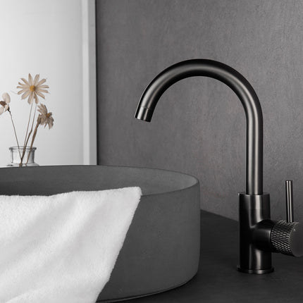 Wiesbaden Ribbd wastafelkraan draaibare uitloop gunmetal - detailfoto | Schwertz & Co