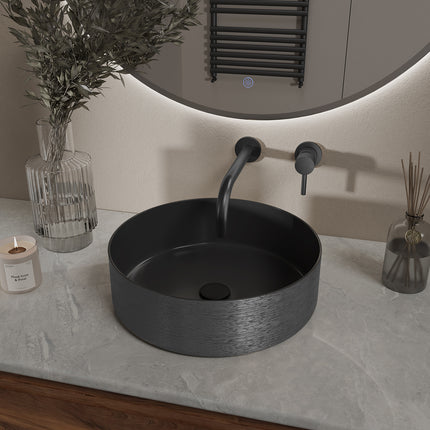 Wiesbaden Mondri waskom rond mat zwart met gunmetal - detailfoto | Schwertz & Co