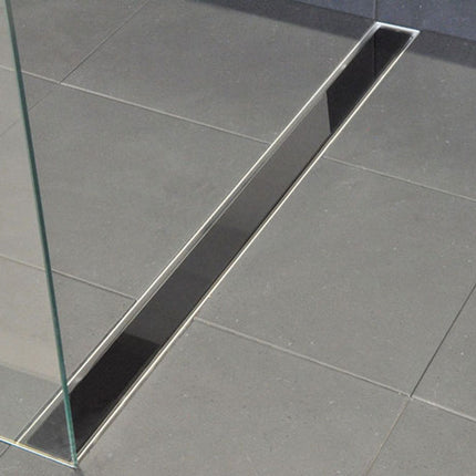 Wiesbaden glasrooster voor douchegoot 100 x 7 cm glanzend zwart - detailfoto | Schwertz & Co