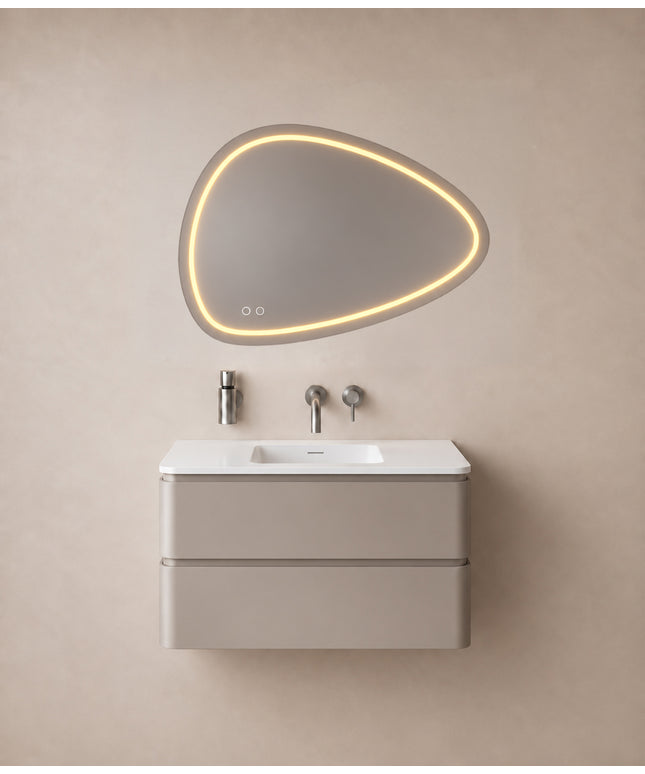 Wiesbaden Lumora spiegel organisch met LED dimbaar en spiegelverwarming 80 x 55 cm - afbeelding 3 | Schwertz & Co