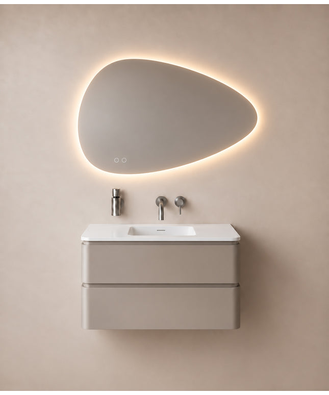 Wiesbaden Lumora spiegel organisch met LED dimbaar en spiegelverwarming 100 x 69 cm - afbeelding 2 | Schwertz & Co