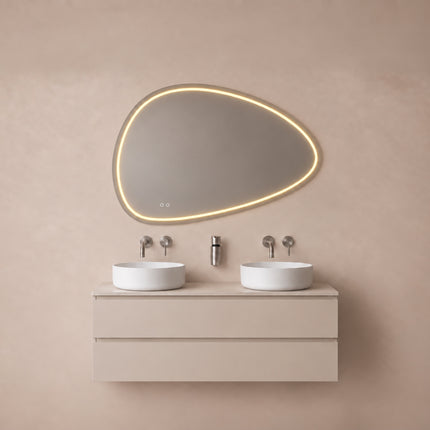 Wiesbaden Lumora spiegel organisch met LED dimbaar en spiegelverwarming 120 x 80 cm - afbeelding 3 | Schwertz & Co