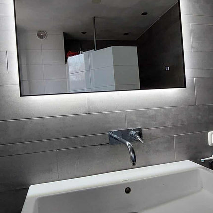 Loxa Sorento LED Spiegel 80 x 60 cm - Rechthoek, Zwarte Lijst